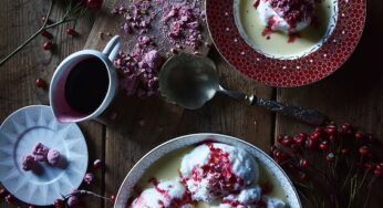 “Îles flottantes” with pralines and beetroot caramel