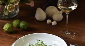 Crispy asparagus flavored with kaffir lime and fresh goat cheese